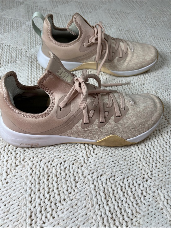 Nike Shoes - Nike Foundation Elite TR Training Sneakers
